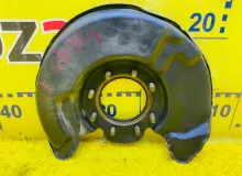 Кожух тормозного диска TOYOTA LAND CRUISER 1995 4778260100 HDJ81V 1HDFT, передний левый