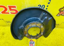 Кожух тормозного диска TOYOTA LAND CRUISER 1995 4778160100 HDJ81V 1HDFT, передний правый