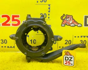 Поворотный кулак Toyota