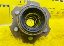 Ступица TOYOTA LAND CRUISER 1995 4241069015 HDJ81V 1HDFT, задняя левая