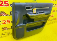 Обшивка дверей HONDA STEP WAGON SPADA 2015/Цвет NH812P 83501TAAS01 RP3 L15B, передняя правая