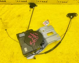 Доводчик двери HONDA