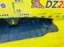 Пластик замка багажника TOYOTA ISIS 2011/Цвет 1F7 6793544040B1 ZGM15W 2ZRFAE, задний