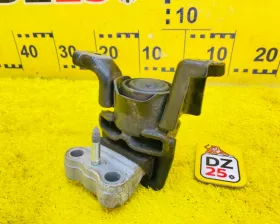 Подушка двигателя TOYOTA