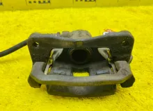 Суппорт TOYOTA ISIS 2011/Цвет 1F7 4773044030 ZGM15W 2ZRFAE, задний правый