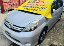 Запаска TOYOTA ISIS 2011/Цвет 1F7 4261144100 ZGM15W 2ZRFAE, задняя