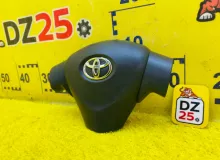 Подушка безопасности водителя TOYOTA ISIS С ЗАРЯДОМ|2011 4513044160B0 ZGM15W 2ZRFAE, передняя