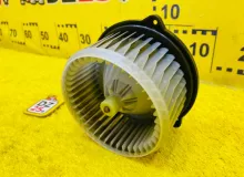 Мотор печки TOYOTA ISIS 2011/Цвет 1F7 8710344081 ZGM15W 2ZRFAE, передний