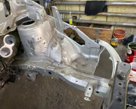 Лонжерон TOYOTA