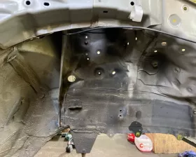 Лонжерон TOYOTA