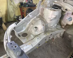 Лонжерон TOYOTA