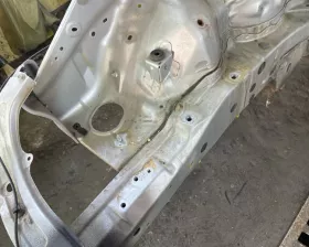 Лонжерон TOYOTA