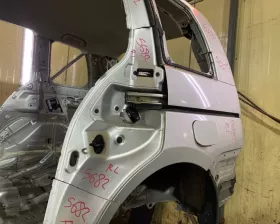Крыло заднее TOYOTA