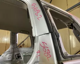 Крыло заднее TOYOTA