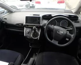 Бампер Toyota