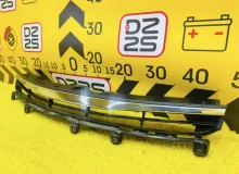 Решетка радиатора TOYOTA WISH 2013 5310168020 ZGE20W 2ZRFAE, передняя