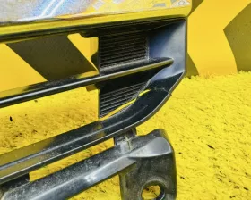 Решетка радиатора Toyota