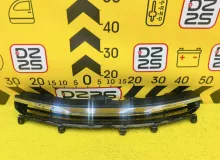 Решетка радиатора TOYOTA WISH 2013 5310168020 ZGE20W 2ZRFAE, передняя