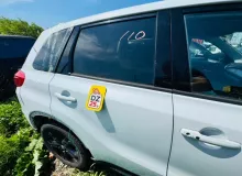 Дверь боковая SUZUKI ESCUDO 2016 6800354P01 YE21S M16A, задняя правая