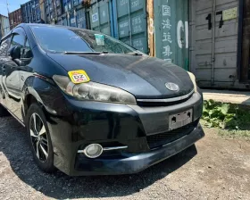 Бампер Toyota
