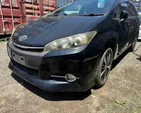 Бампер Toyota