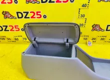 Бардачок между сиденьями TOYOTA NADIA 1999/Цвет 1C0 5891044060B0 SXN10 3SFE, передний