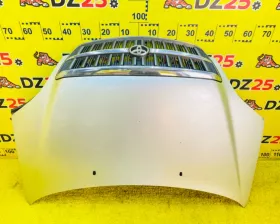 Капот Toyota
