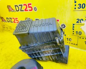 Корпус воздушного фильтра Toyota