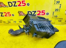 Корпус воздушного фильтра TOYOTA NADIA 1999/Цвет 1C0 1770074581 SXN10 3SFE, передний