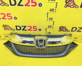 Решетка радиатора HONDA