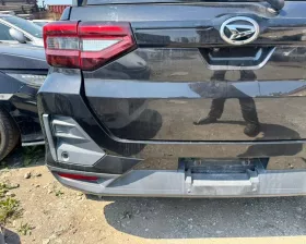Бампер Toyota