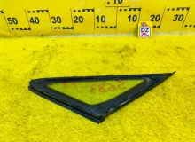 Стекло форточка TOYOTA NADIA 1999/Цвет 1C0 6212044010 SXN10 3SFE, переднее правое