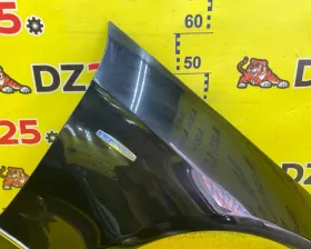 Крыло Mercedes-Benz