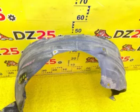 Подкрылок Mazda