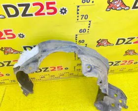 Подкрылок Toyota