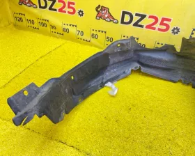 Подкрылок Toyota