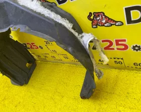 Подкрылок Toyota