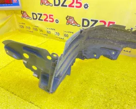 Подкрылок Toyota