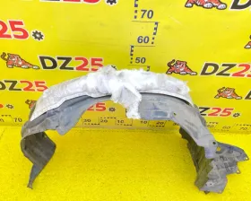 Подкрылок Toyota