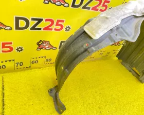 Подкрылок Toyota