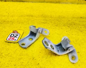 Петля дверная Toyota