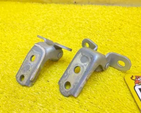 Петля дверная Toyota