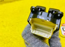 Блок управления стеклоподъемниками TOYOTA LAND CRUISER PRADO 2002 8404060011 VZJ121W 5VZFE, передний правый