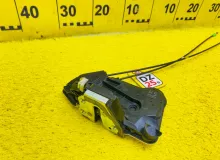 Замок двери TOYOTA SIENTA 2015 6904030A80 NHP170G 1NZFXE, передний левый
