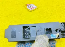 Блок управления стеклоподъемниками MAZDA CX-7 2006 E22366350 ER3P L3VDT, передний правый