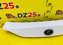 Накладка на дверь багажника LEXUS CT200H 2011 7680176020A0 ZWA10 2ZRFXE, задняя