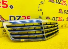 Решетка радиатора Mercedes-Benz E-CLASS 2009 A2128801083 WDD212 M272E30|M272952, передняя
