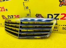 Решетка радиатора Mercedes-Benz E-CLASS 2009 A2128801083 WDD212 M272E30|M272952, передняя