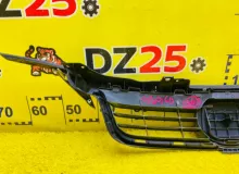 Решетка радиатора LEXUS CT200H 2013 5311176900 ZWA10 2ZRFXE, передняя