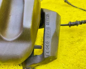 Суппорт Mercedes-Benz
